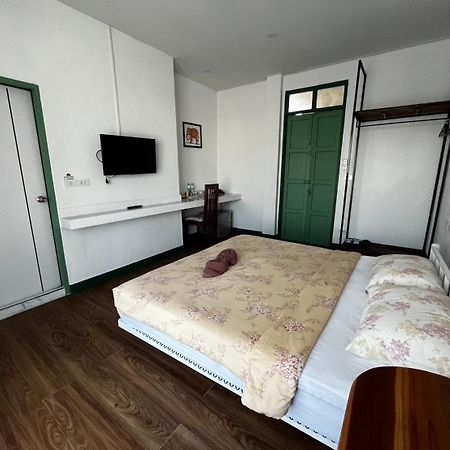 Goodmorning By Tamarind Hostel พระนครศรีอยุธยา ภายนอก รูปภาพ