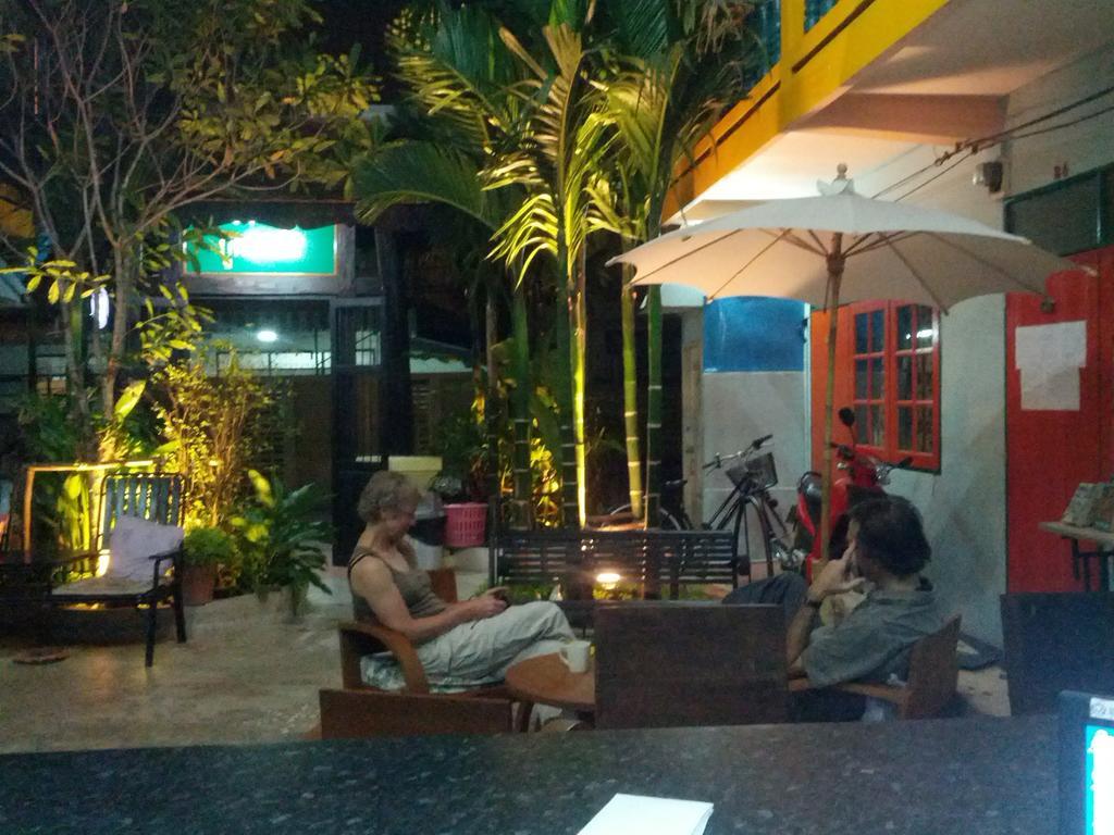 Goodmorning By Tamarind Hostel พระนครศรีอยุธยา ภายนอก รูปภาพ