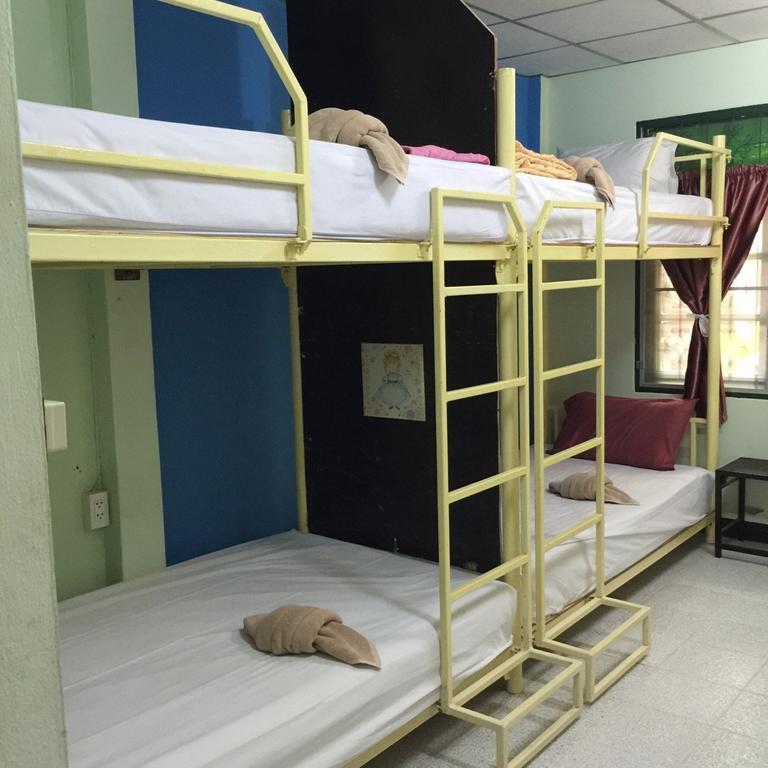 Goodmorning By Tamarind Hostel พระนครศรีอยุธยา ภายนอก รูปภาพ